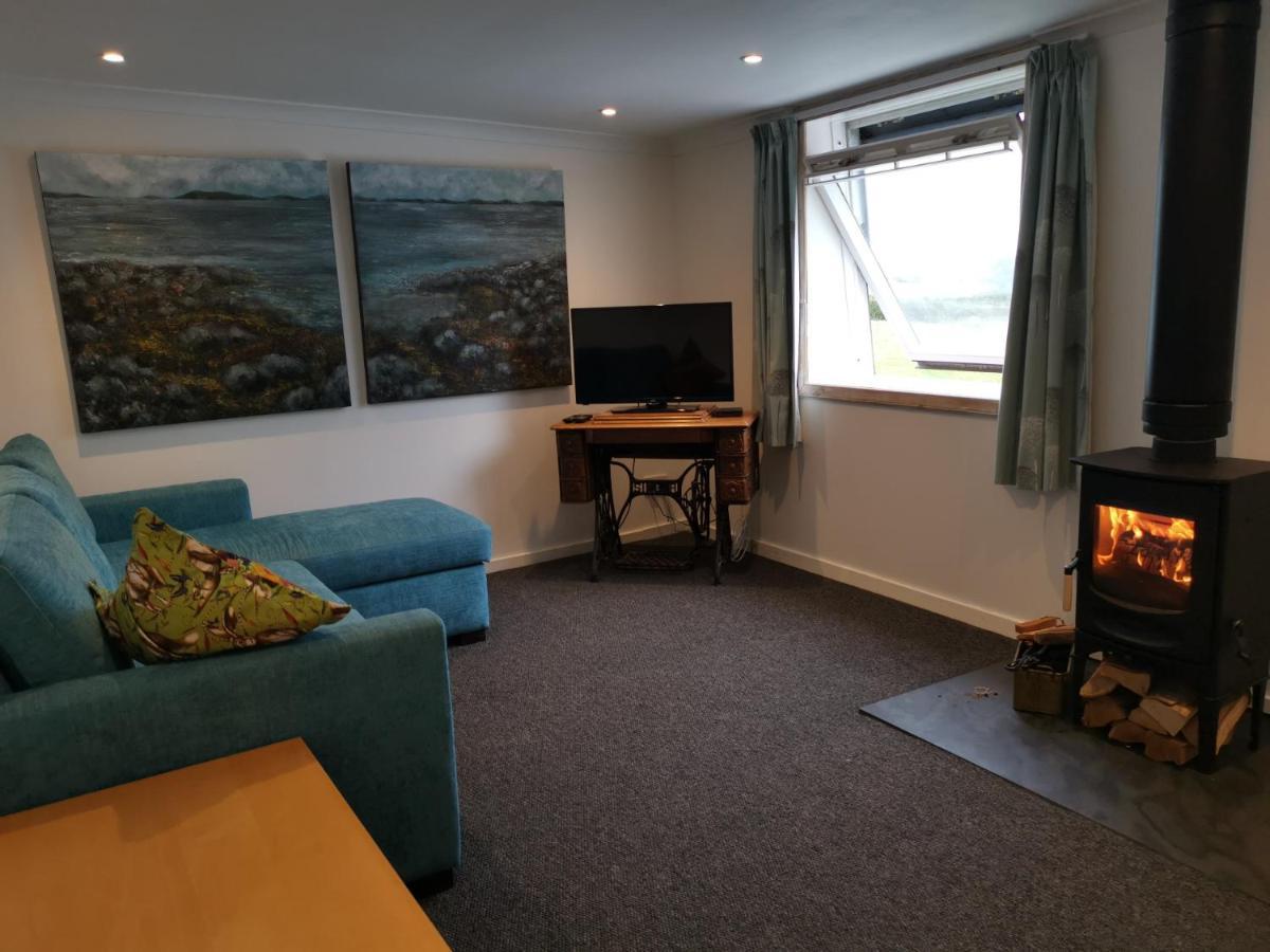 Relax In A 1 Bedroom Apartment Near A Country Pub Eyemouth Exterior photo